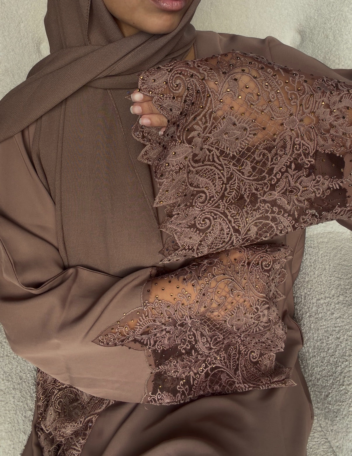 ABAYA ERA – ÉDITION BRODÉE