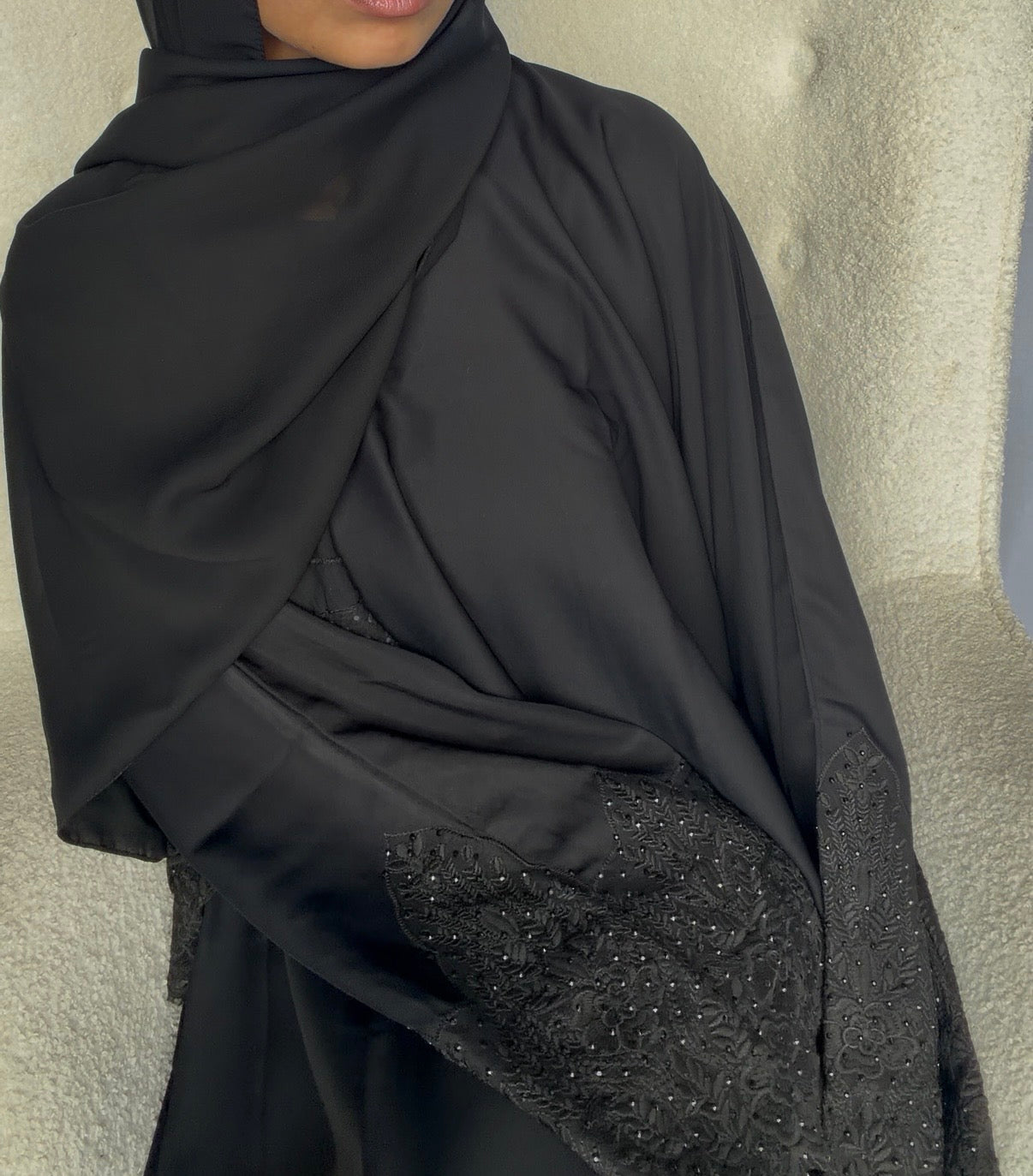 ABAYA ERA – ÉDITION BRODÉE