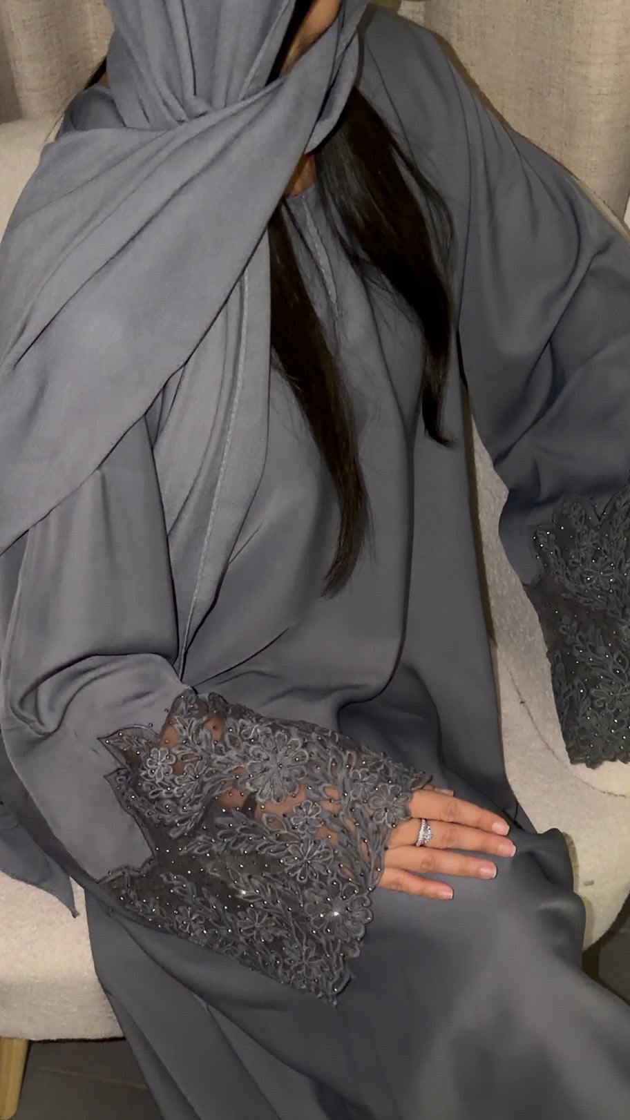 ABAYA ERA – ÉDITION BRODÉE
